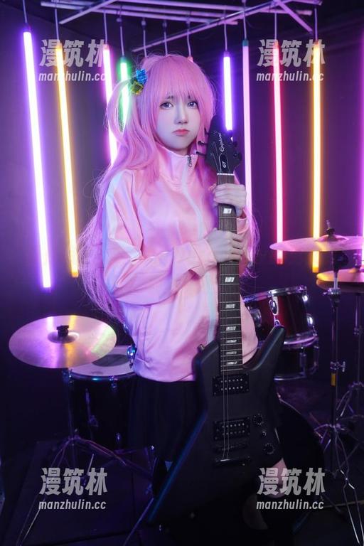 Sally Dorasnow 图库疯了!Sally Dorasnow的兔女郎时刻来了